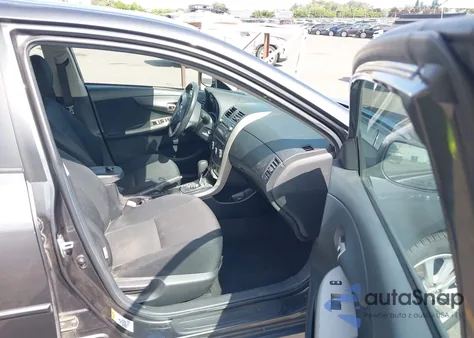 2010 Toyota Corolla S z USA, uszkodzony, nr VIN 2T1BU4EE5AC499958